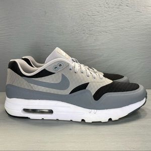 Nike Air Max 1 Ultra Essential Black Grey